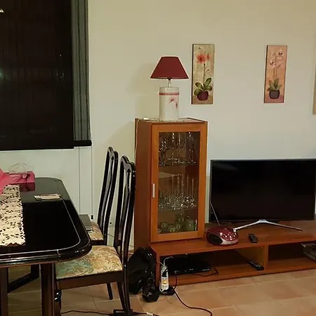 Apartamento Residencial Paraiso * 阿德耶